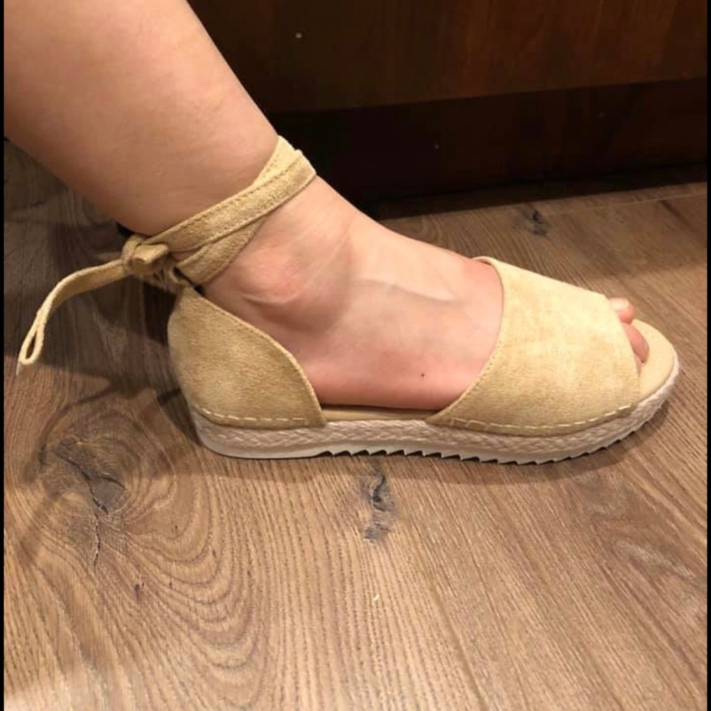Shoes - Picture 2 of 2